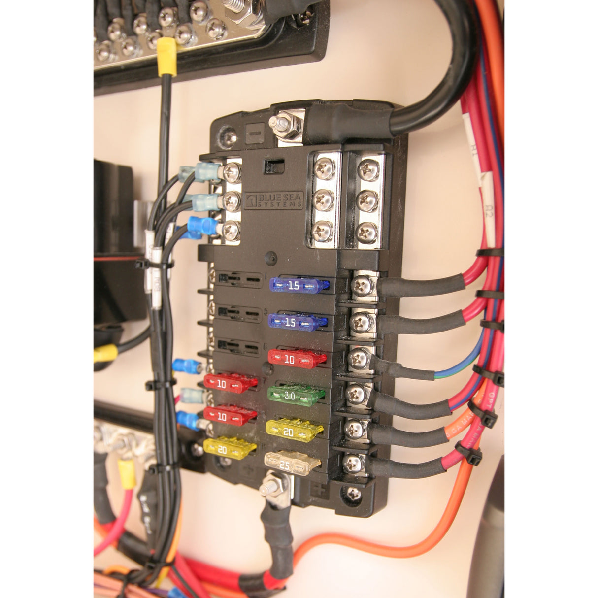 Blue Sea Fuse Block ATO 12 Circuit with Ground Each - PROTEUS MARINE STORE
