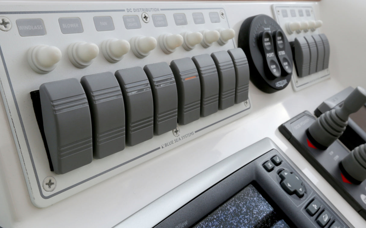 Blue Sea 8-Position IP66 Waterproof Panel Horizontal White - PROTEUS MARINE STORE