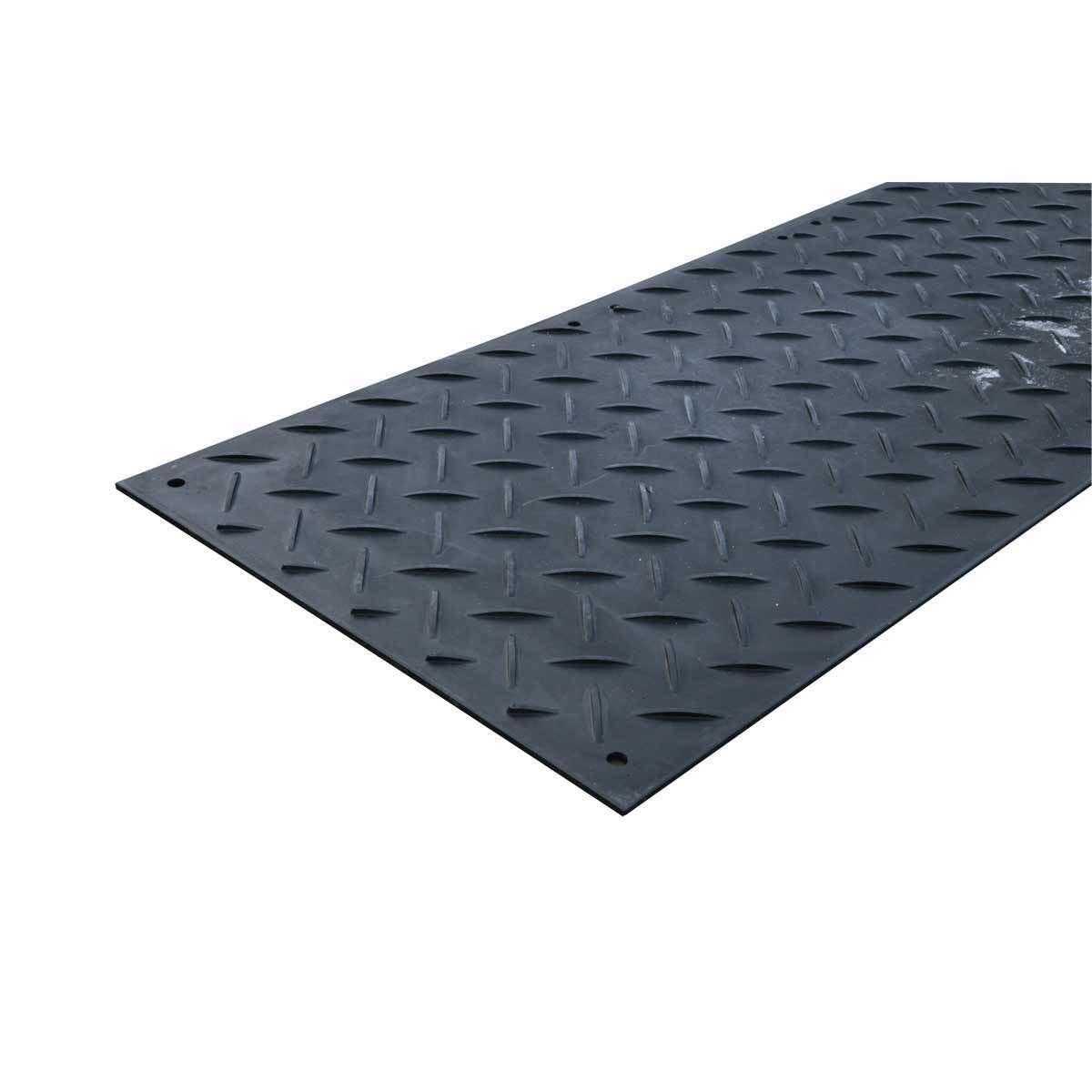 Ground Guards Ground Guards MultiTrack 4ft x 8ft Mat with Roadway/Walkway Tread