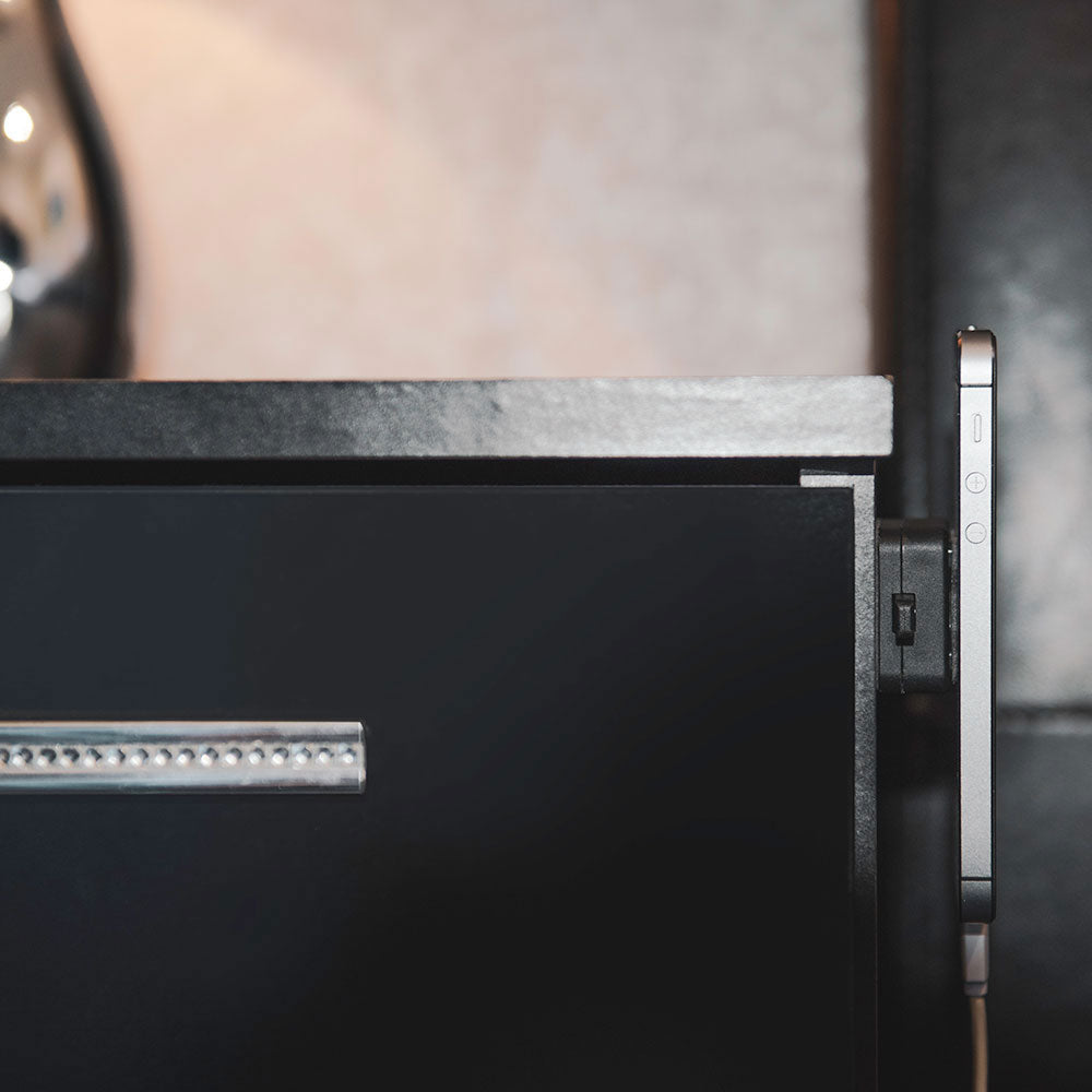 Oxford CLIQR Surface Device Mount - PROTEUS MARINE STORE