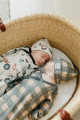 Copper Pearl Top Knot Hat Jo 0-4m